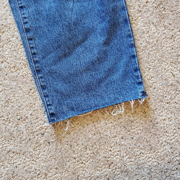 Universal Threads Vintage Straight Medium Wash Size 10 Short - Picture 7 of 14